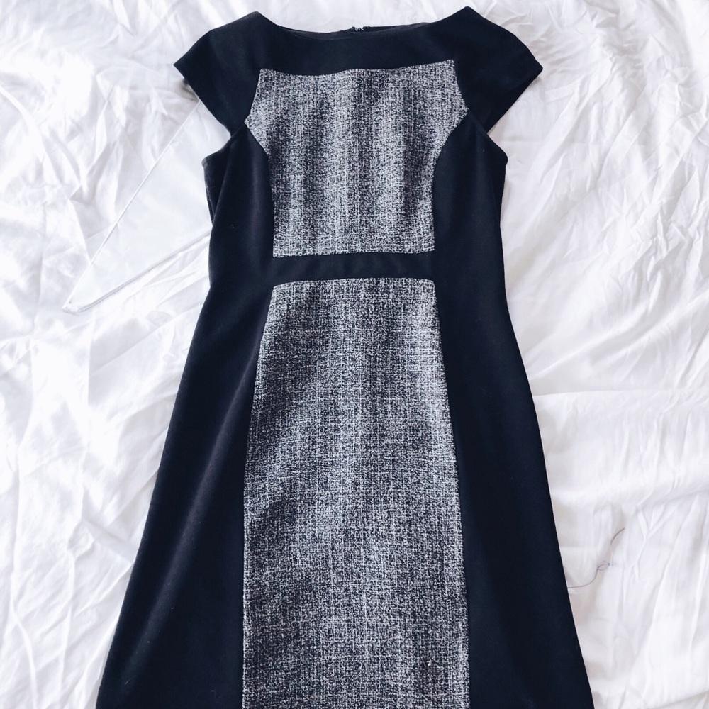 B&W Anne Klein A-line dress